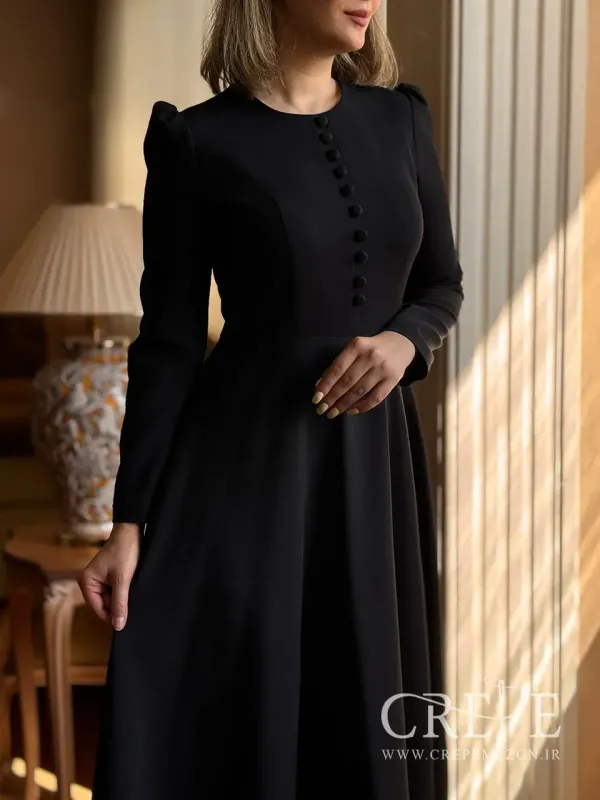 پیراهن کرپ جلودکمه نگار