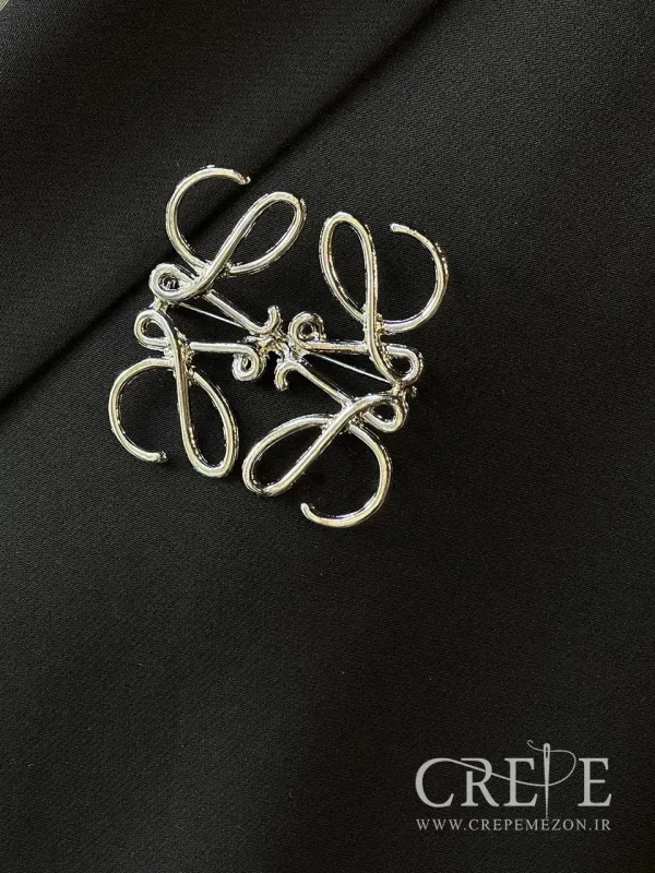 گل سینه طرح برند