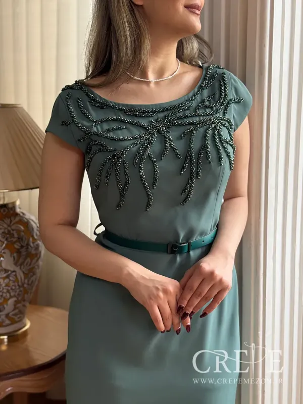 پیراهن کرپ کجراه سنگدوزی