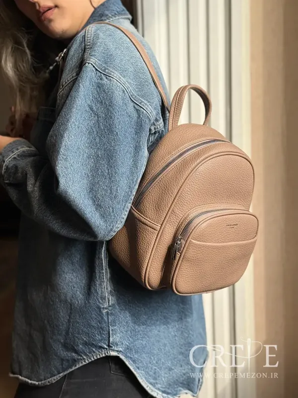 کوله دیوید جونز