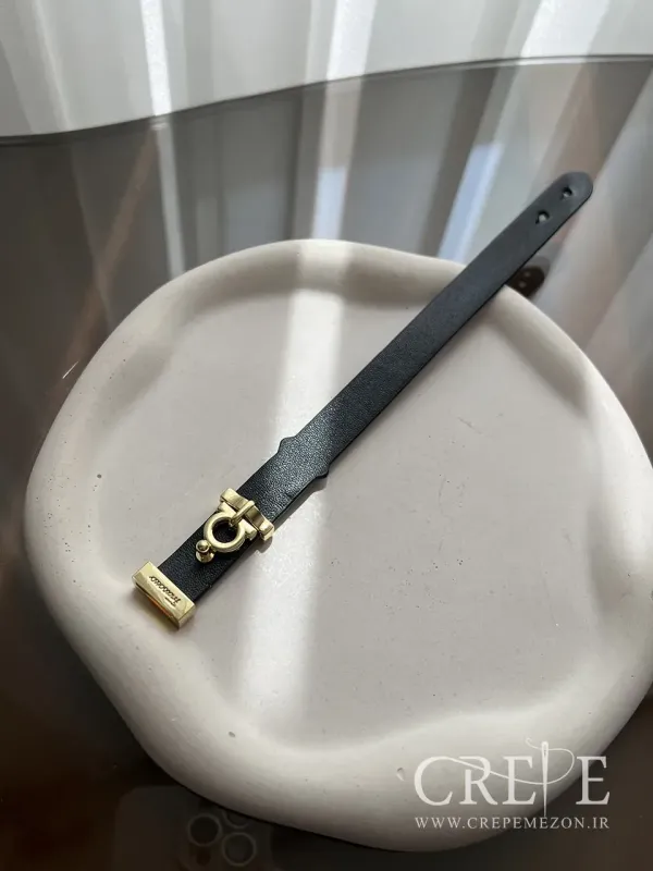 دستبند چرم طرح برند