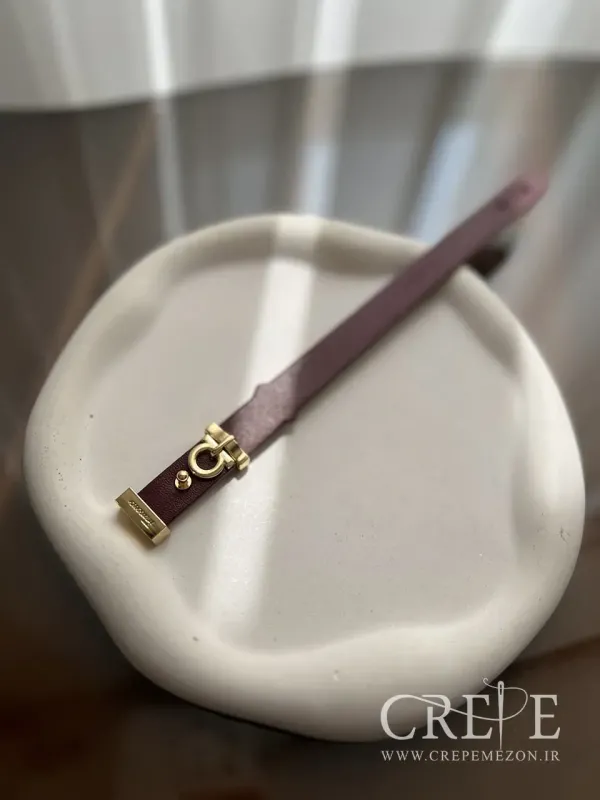 دستبند چرم طرح برند