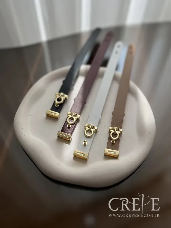 دستبند چرم طرح برند