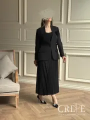 کت و دامن پلیسه گلدار