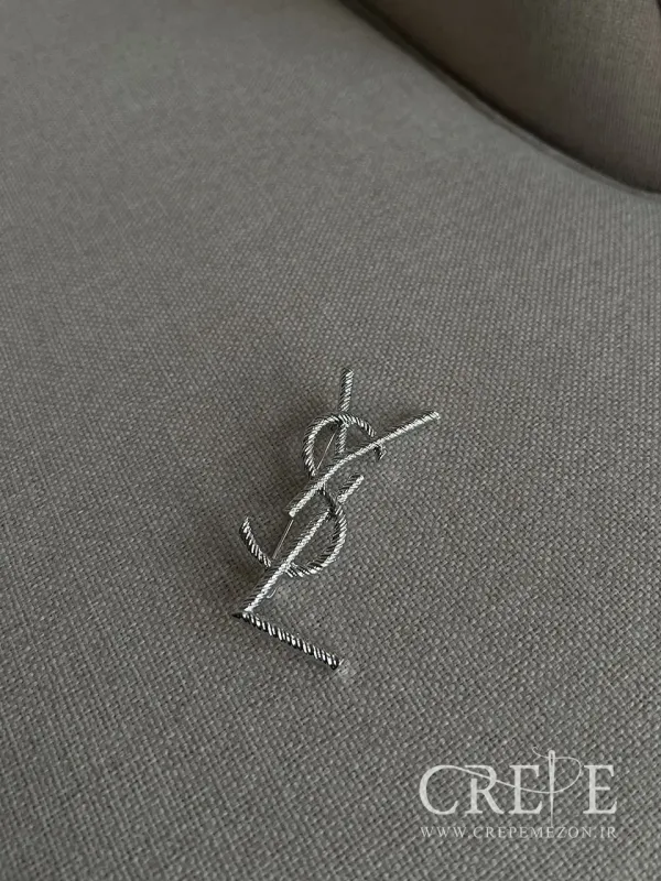 گل سینه طرح برند