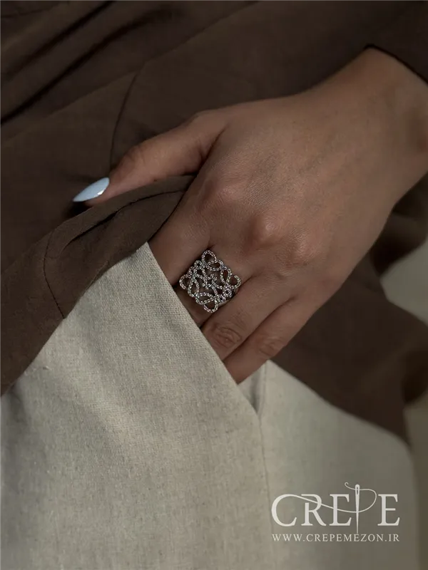 انگشتر لووره 