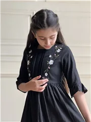 پیراهن جلو گلدوزی