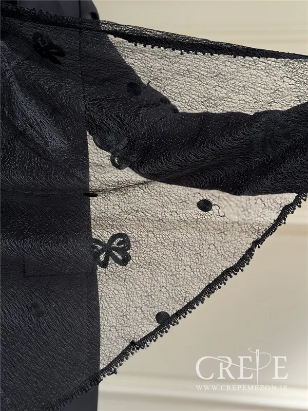 شال گلدوزی طرحدار