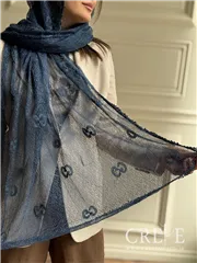 شال گلدوزی طرحدار