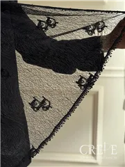 شال گلدوزی طرحدار