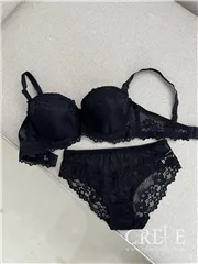 ست اسفنجی دکلتهchanvieleen