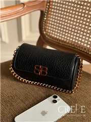 کیف استوانه ای سگگ طلایی