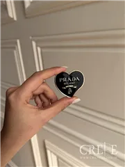 گل سینه طرح برند