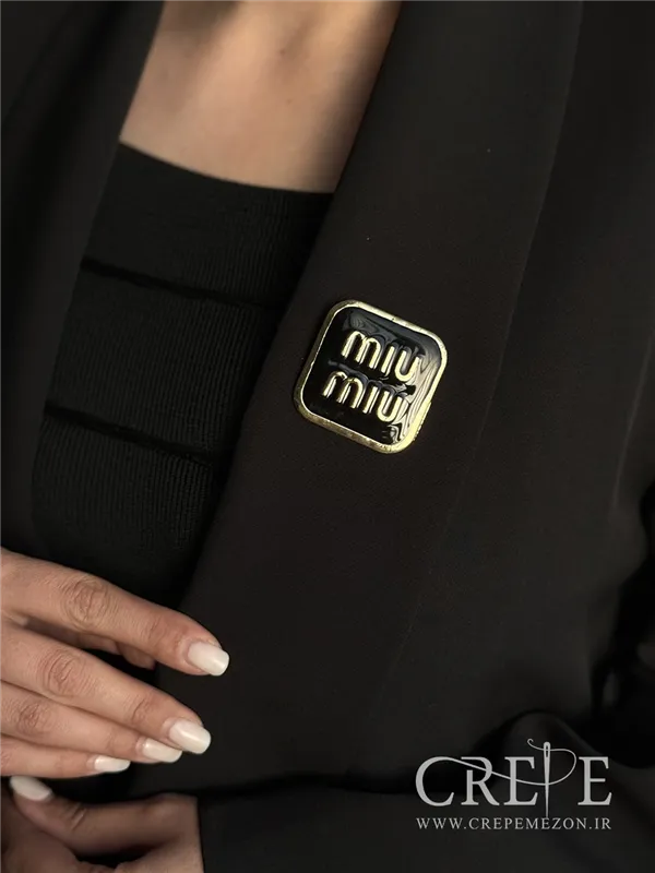 گل سینه طرح برند