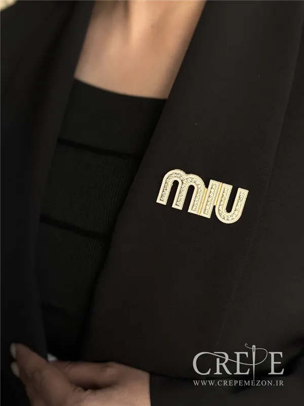 گل سینه طرح برند