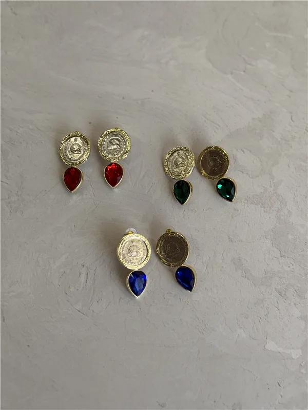 گوشواره سکه و نگین اشکی