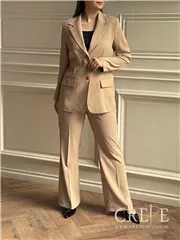 کت و شلوار یقه انگلیسی دکمه صورتی