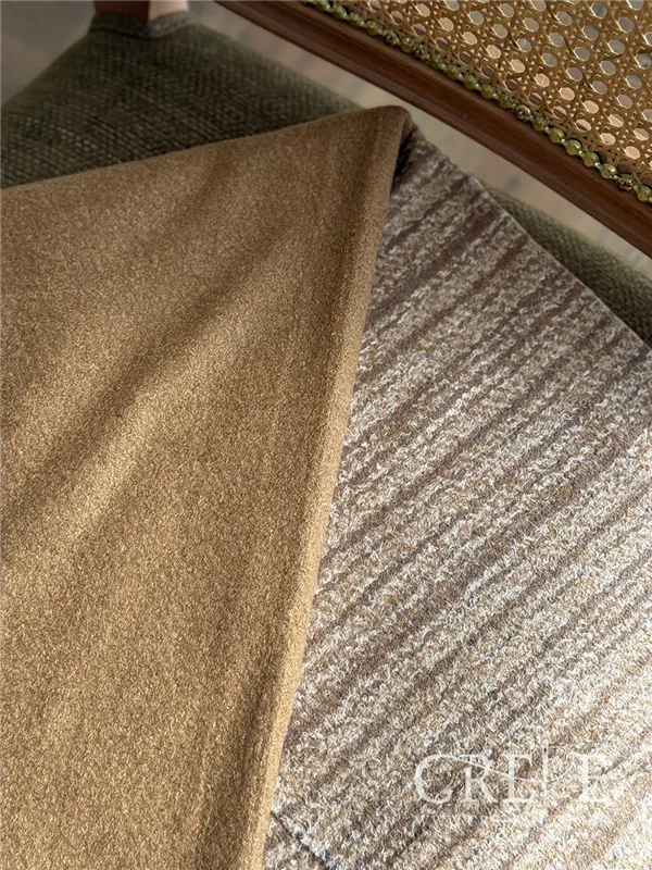 شال حوله ای حاشیه طرحدار