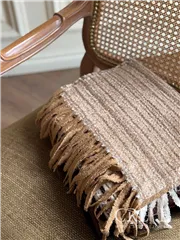 شال حوله ای حاشیه طرحدار