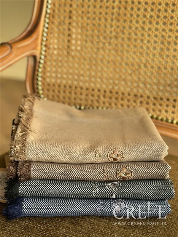 شال لویی ویتون