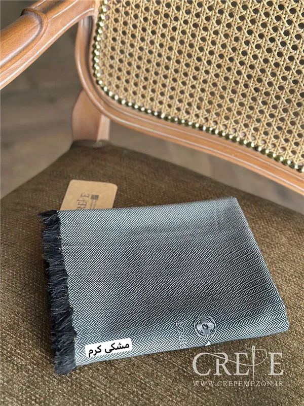 شال لویی ویتون