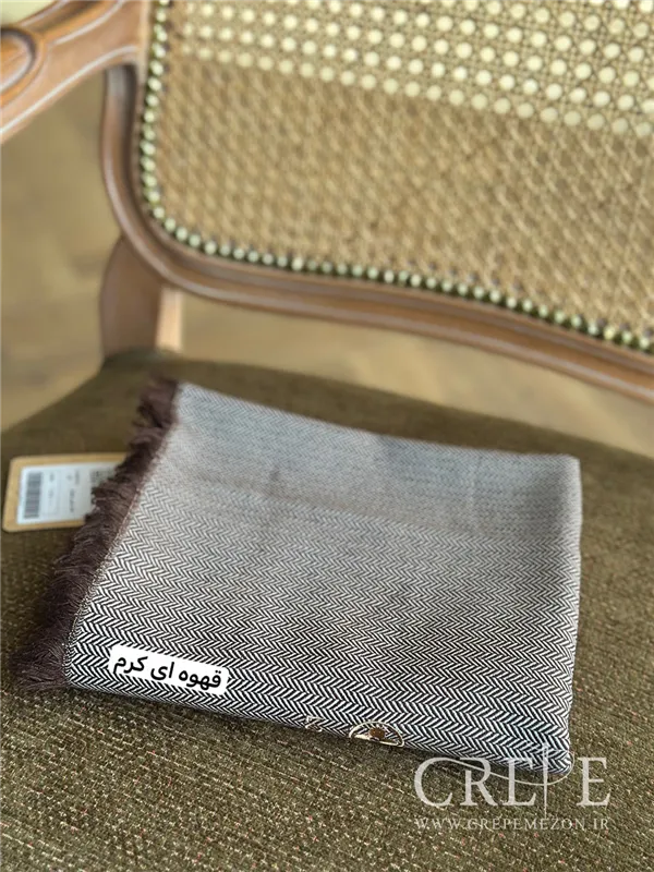 شال لویی ویتون