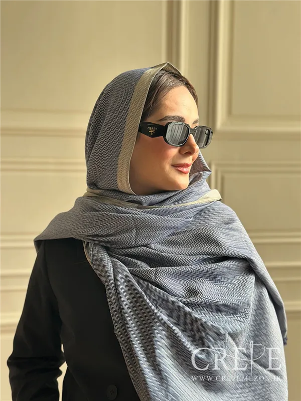 شال لویی ویتون