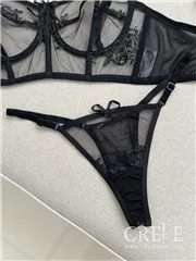 برالت طرح گلدوزی وایت لیدی 