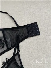 برالت طرح گلدوزی وایت لیدی 