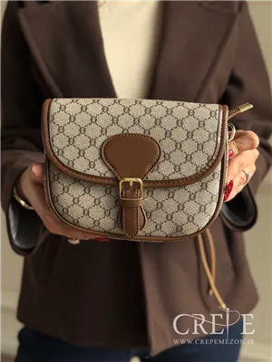 کیف هلالی طرحدار