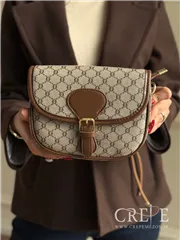 کیف هلالی طرحدار