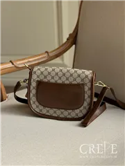 کیف هلالی طرحدار