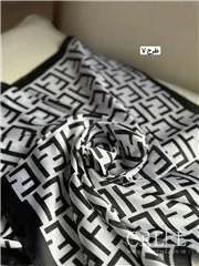 مینی اسکارف طرحدار