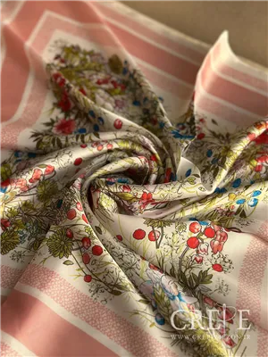 مینی اسکارف طرح گل