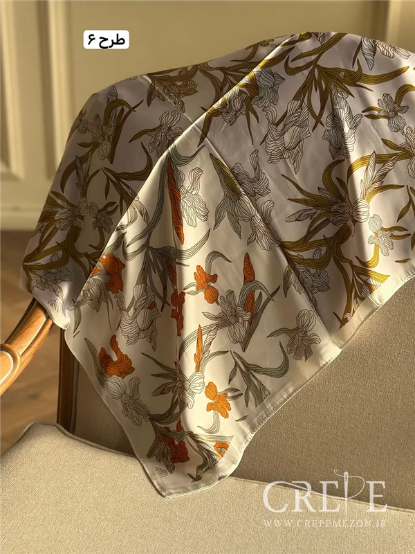 مینی اسکارف طرحدار