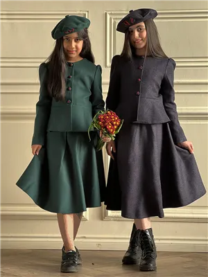 ست وکت ودامن نیکی تینیجری دکمه گلدوزی