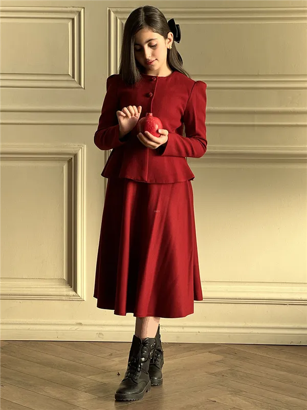 ست کت ودامن نیکی دکمه گلدوزی