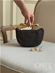 کیف هلالی طرح بافت