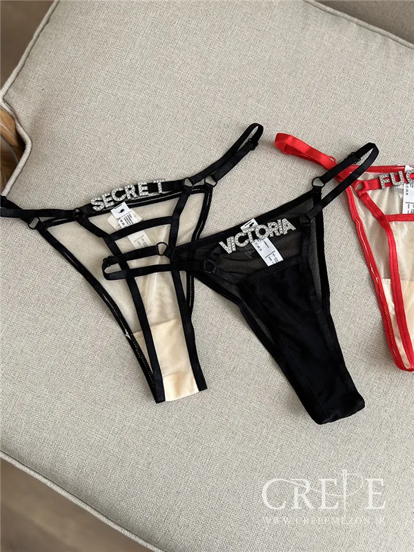 شورت نگین دار ویکتوریا