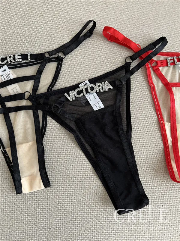 شورت نگین دار ویکتوریا